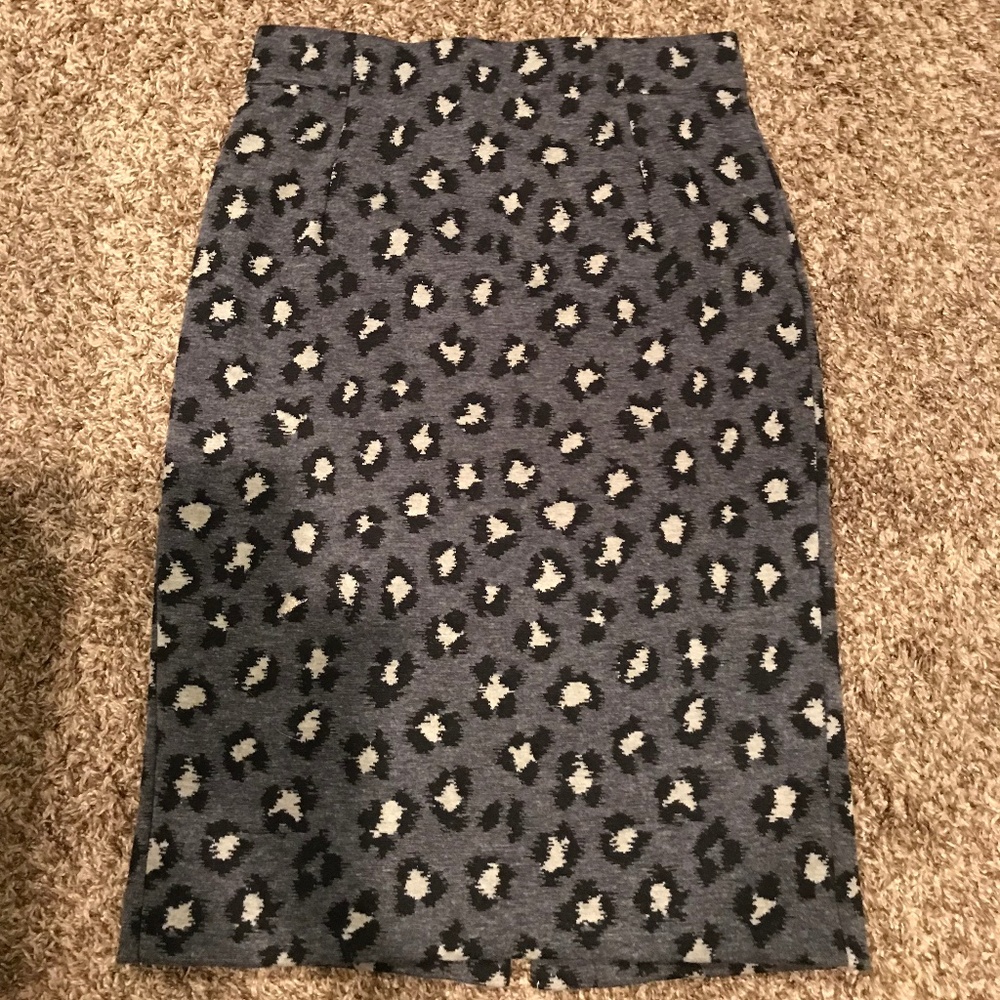 Loft Animal Print Skirt Size Small